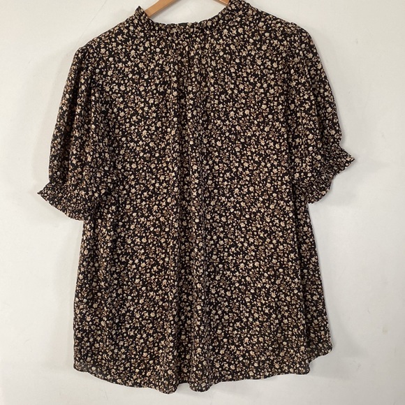 EVERLEIGH Floral Short Sleeve High/low Top In Black Khaki Ditsy, Size XL, NWT - Picture 7 of 7